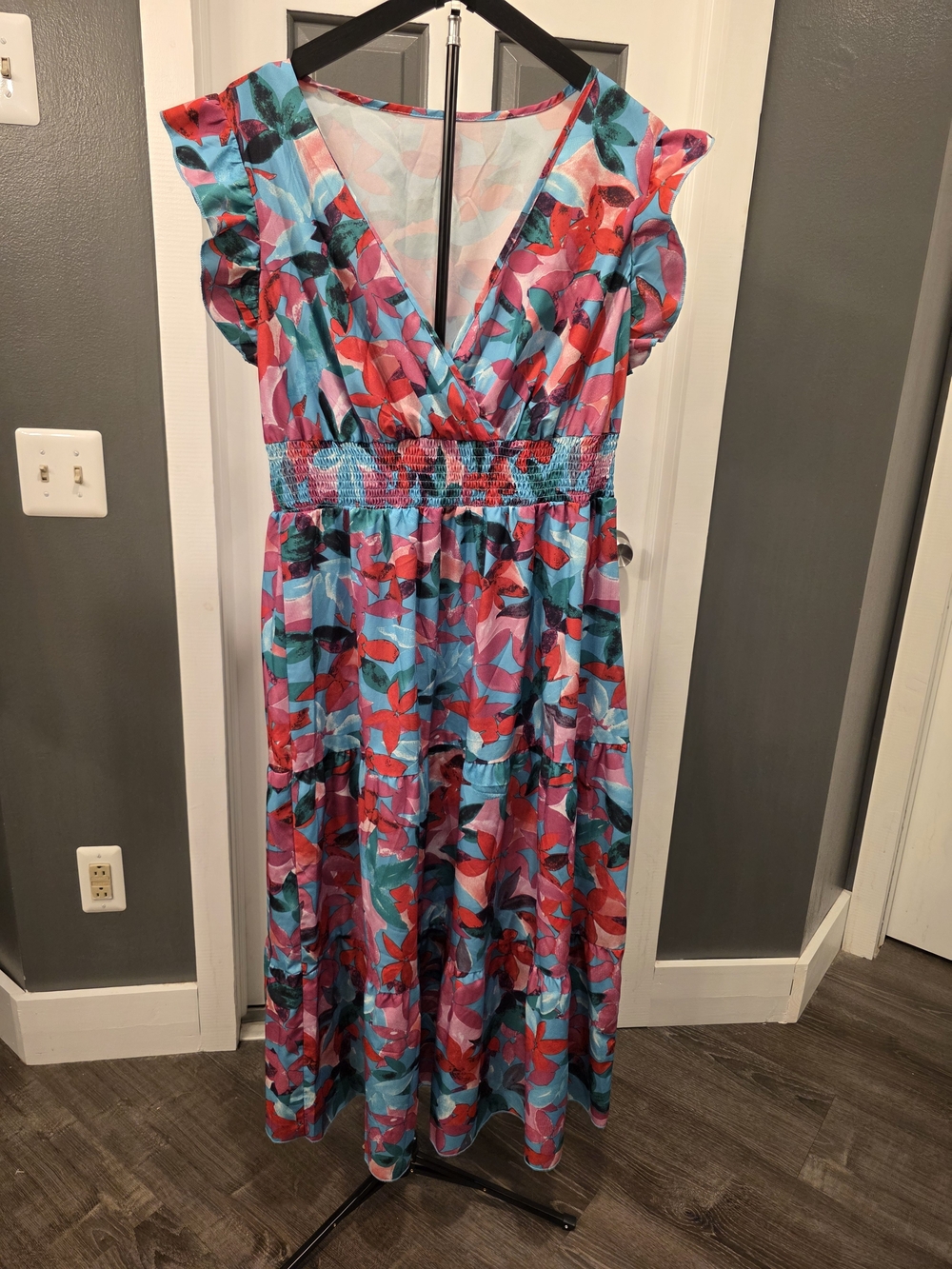 SHEIN Turquoise & Pink Floral V-Neck Maxi Dress
